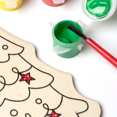 CHOINKA DREWNIANA DO KOLOROWANIA W ZESTAWIE Z FARBAMI I PĘDZELKIEM